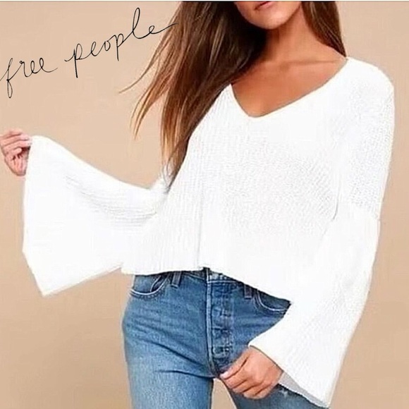 Free People White Damsel Sweater Bell Sleeve Cropped V-Neck Size XS - Picture 1 of 9